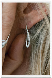 Arum small earrings - Ocean Foam diamonds