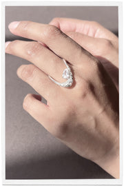 La Vague ring - Ocean Foam diamonds with pear